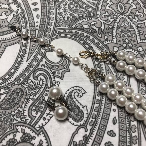 ⬇️ Double faux pearl necklace set - Picture 3 of 4
